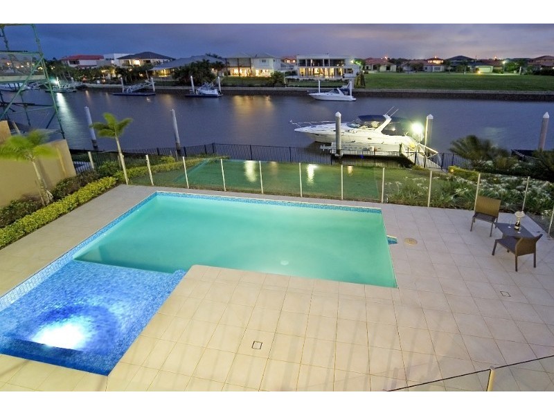 Hope Island QLD 4212