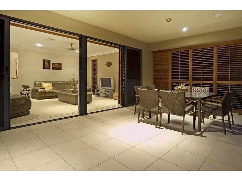 Hope Island QLD 4212