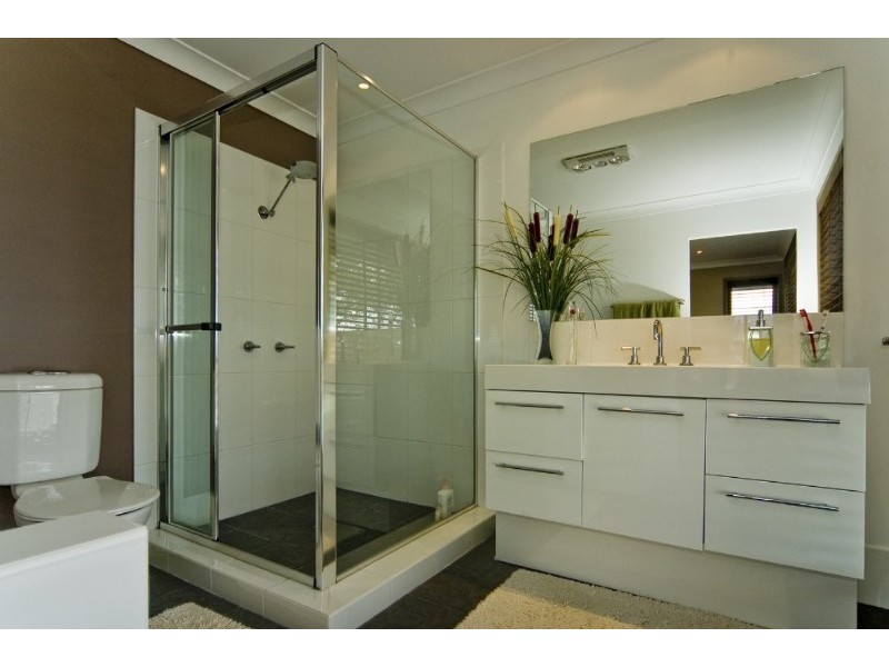 Hope Island QLD 4212