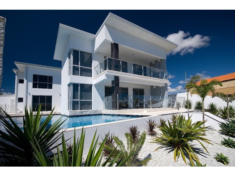 Paradise Point QLD 4216