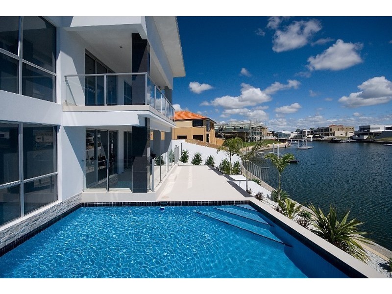 Paradise Point QLD 4216