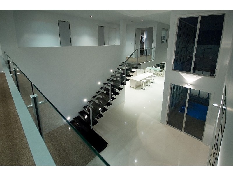 Paradise Point QLD 4216