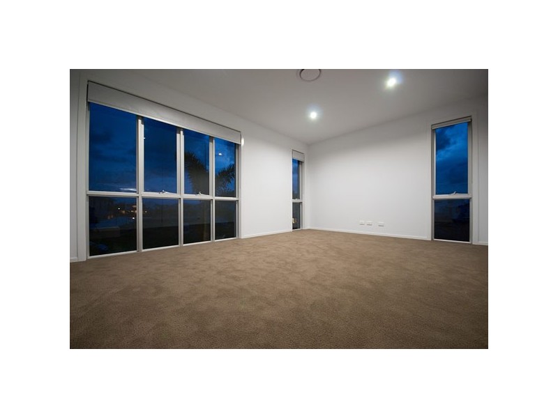 Paradise Point QLD 4216