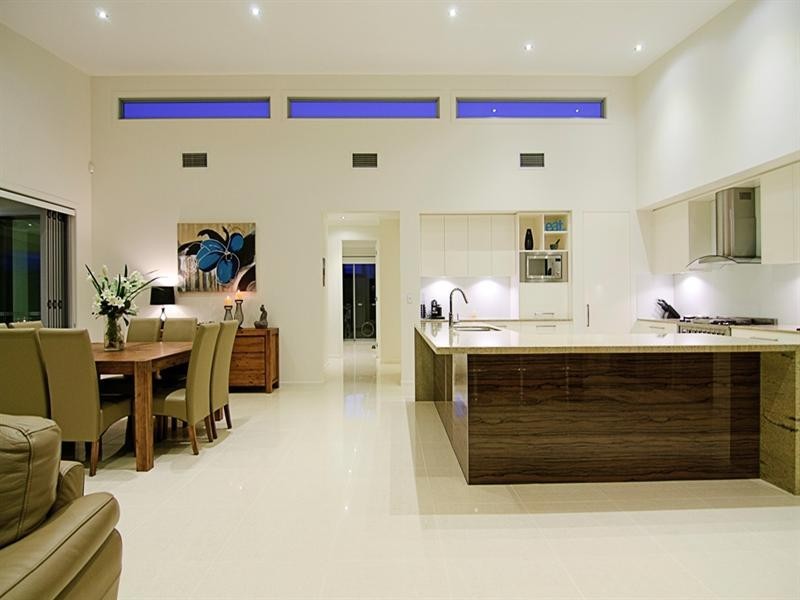 Sovereign Islands QLD 4216