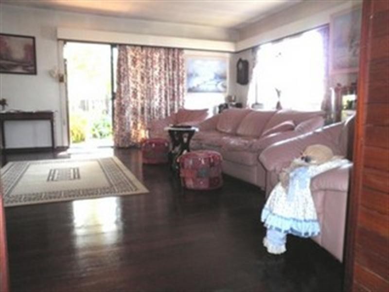 14 Victor Avenue, Paradise Point QLD 4216