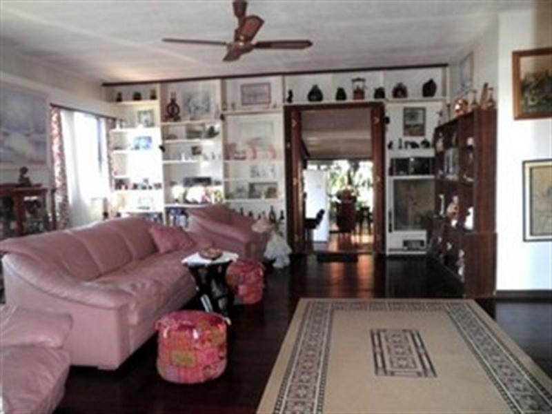 14 Victor Avenue, Paradise Point QLD 4216