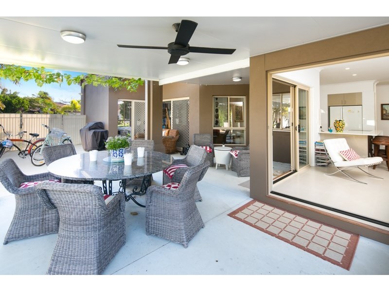 7 Shoreham Close, Arundel QLD 4214