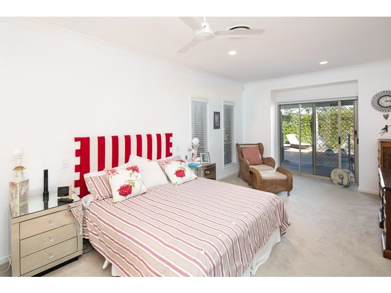 7 Shoreham Close, Arundel QLD 4214