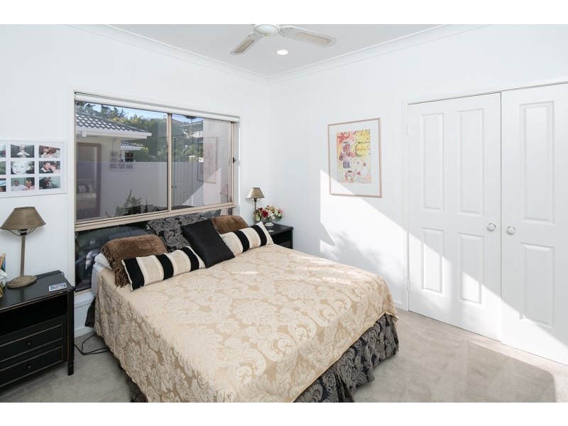 7 Shoreham Close, Arundel QLD 4214