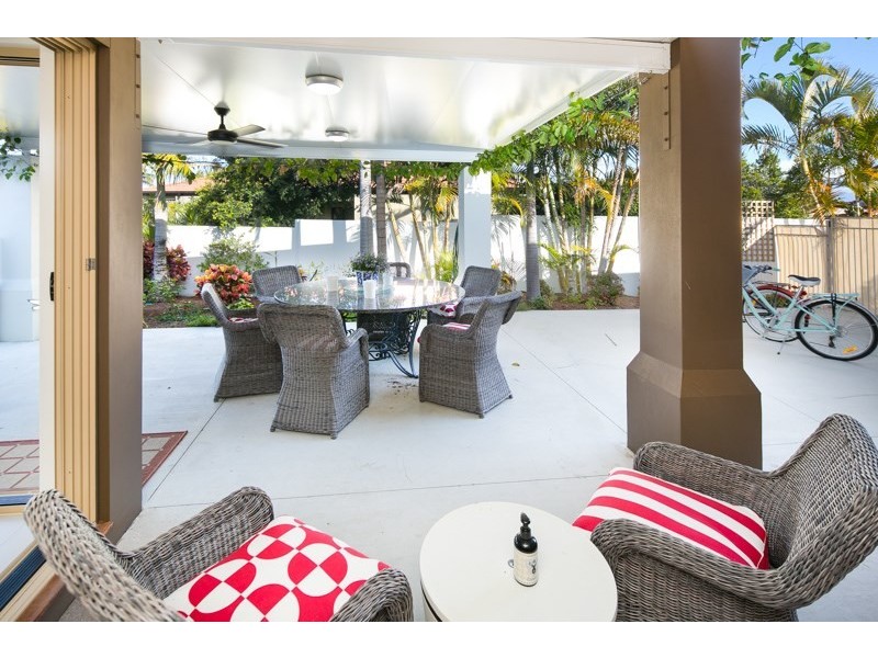 7 Shoreham Close, Arundel QLD 4214