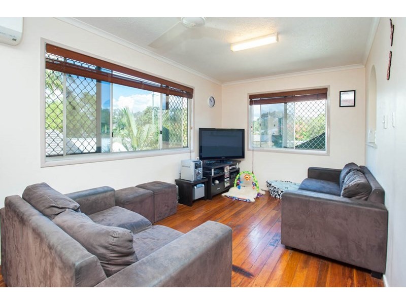 15 Iando Street, Coombabah QLD 4216