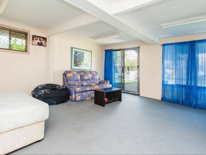 15 Iando Street, Coombabah QLD 4216