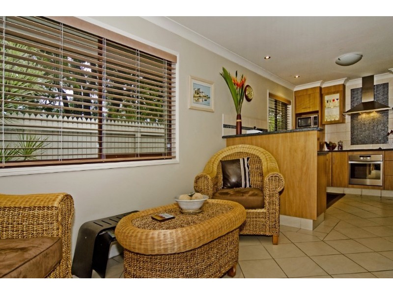 Paradise Point QLD 4216
