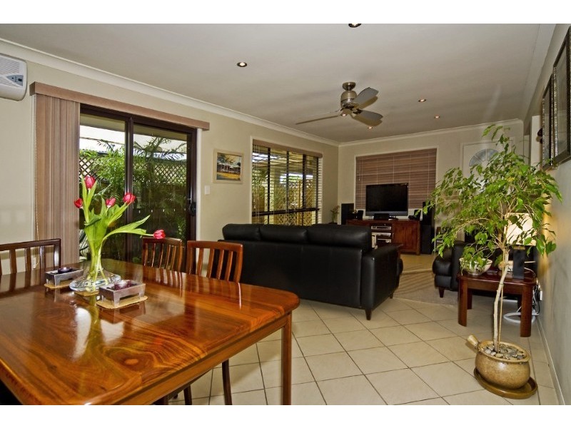 Paradise Point QLD 4216