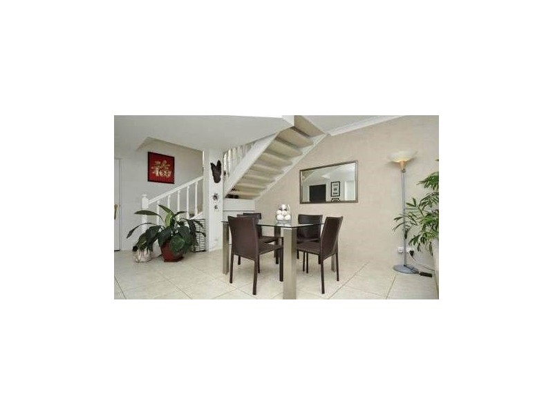 22/81 Boykambil Esplanade, Hope Island QLD 4212