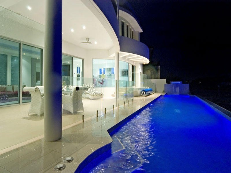 Paradise Point QLD 4216