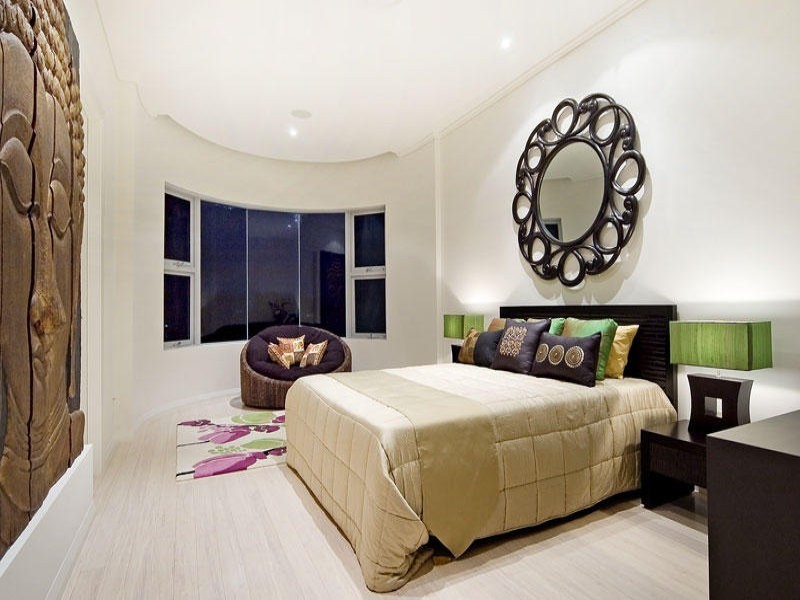 Paradise Point QLD 4216