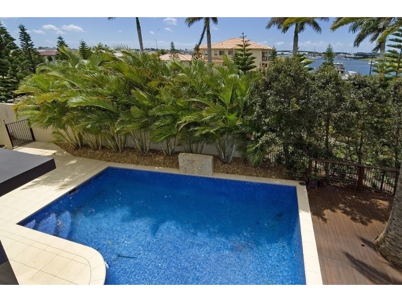 Hope Island QLD 4212