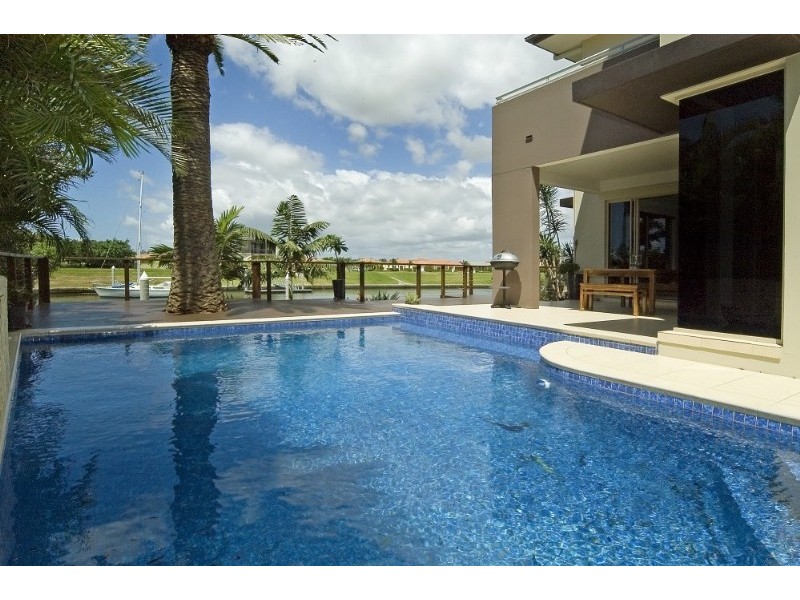 Hope Island QLD 4212