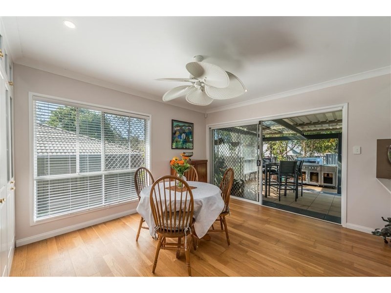 1 Crampton Court, Parkwood QLD 4214