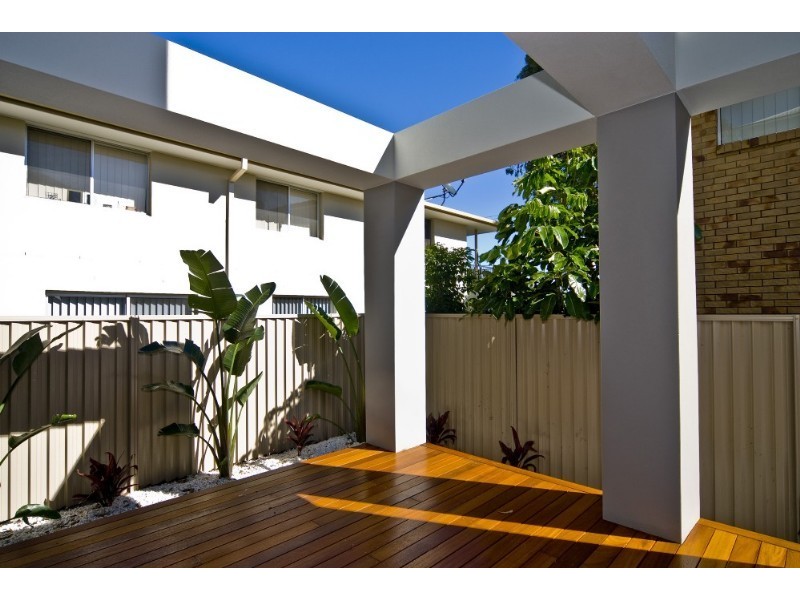 Paradise Point QLD 4216