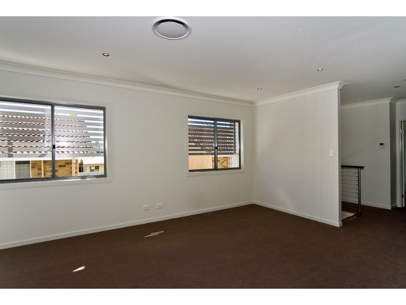 Paradise Point QLD 4216