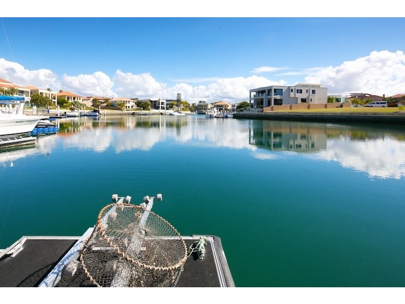 28 King Arthurs Court, Paradise Point QLD 4216