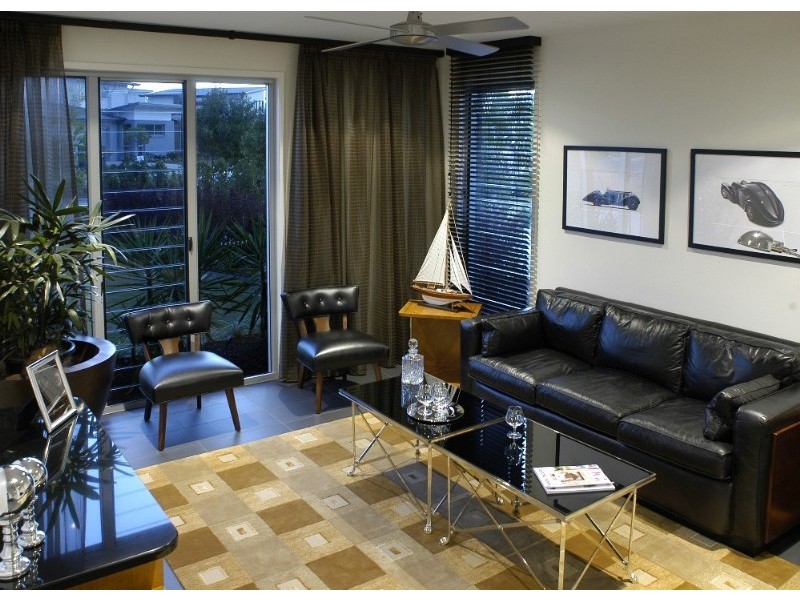 Hope Island QLD 4212