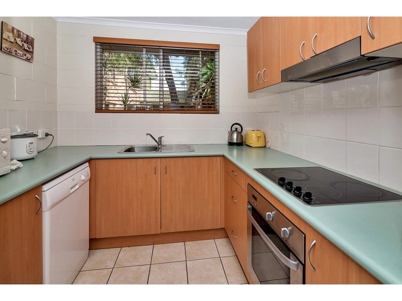 7 Teal Avenue, Paradise Point QLD 4216