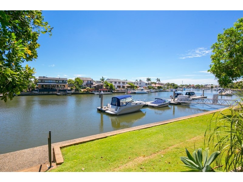30/100 Morala Avenue, Runaway Bay QLD 4216