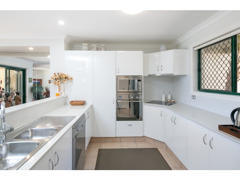 30/100 Morala Avenue, Runaway Bay QLD 4216