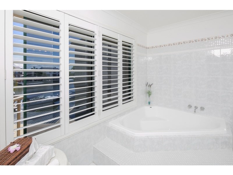 30/100 Morala Avenue, Runaway Bay QLD 4216