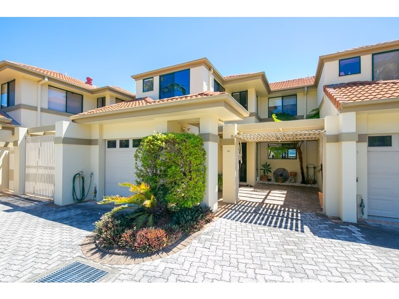 30/100 Morala Avenue, Runaway Bay QLD 4216