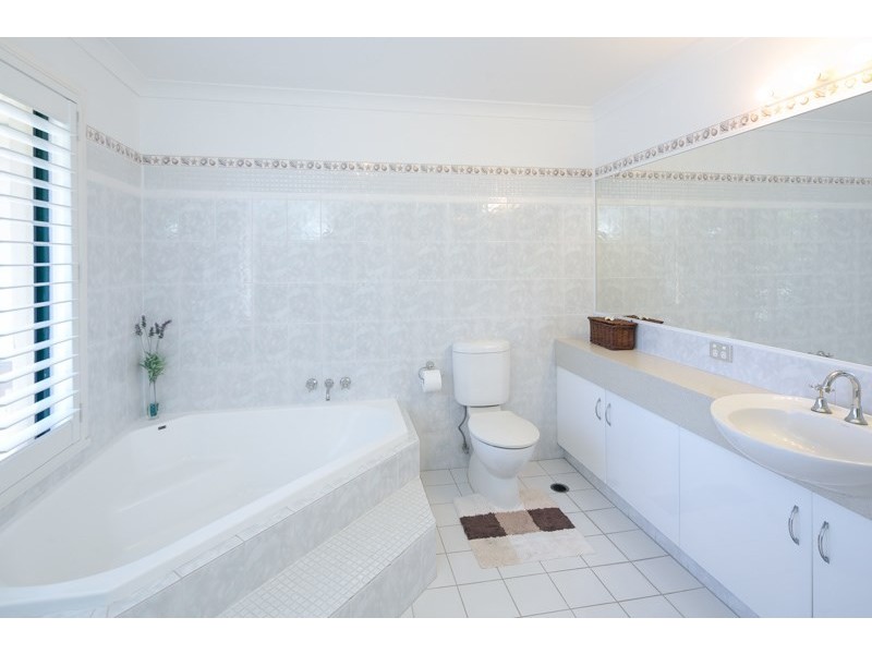 30/100 Morala Avenue, Runaway Bay QLD 4216