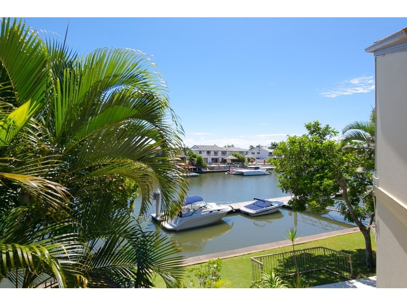 30/100 Morala Avenue, Runaway Bay QLD 4216