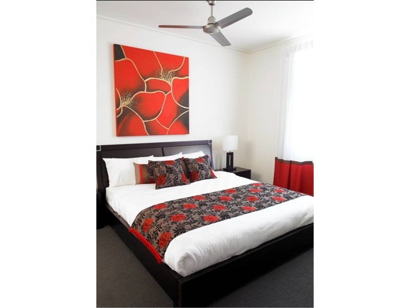 Hope Island QLD 4212