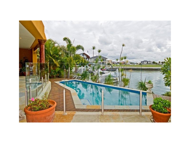 Paradise Point QLD 4216