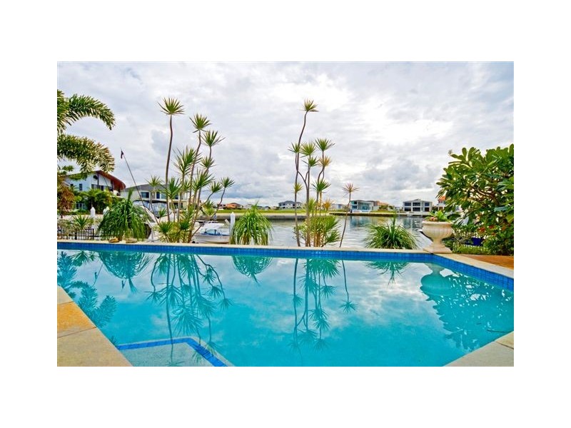 Paradise Point QLD 4216