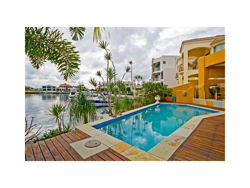 Paradise Point QLD 4216