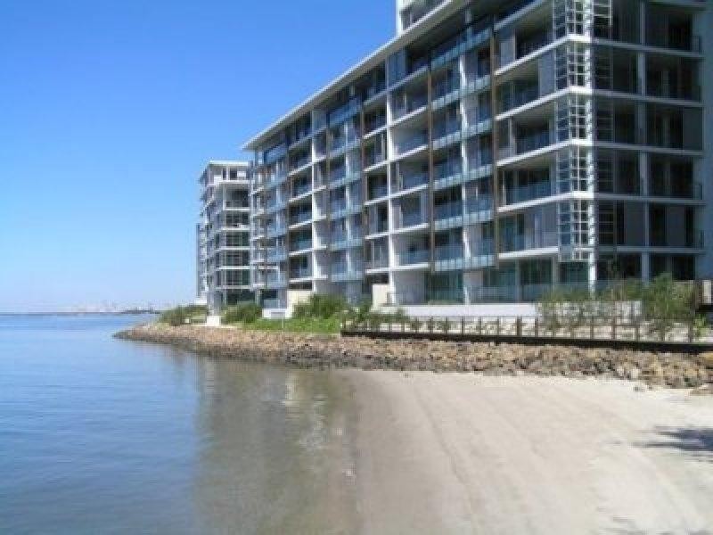 Paradise Point QLD 4216
