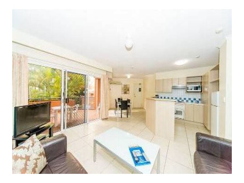 220 Marine Parade, Labrador QLD 4215