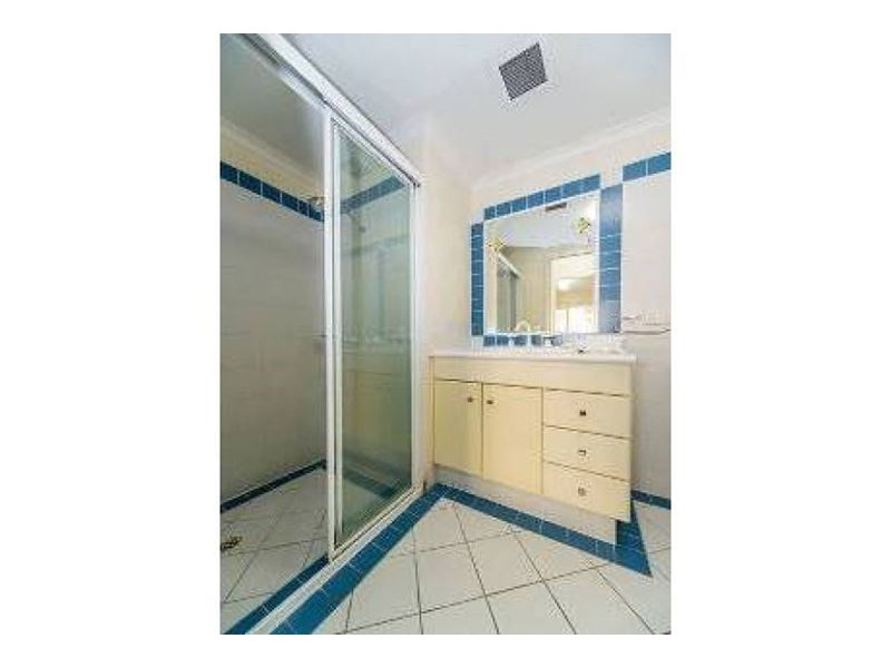 220 Marine Parade, Labrador QLD 4215