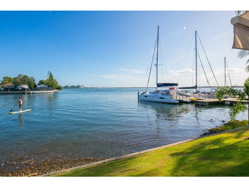 13/3 Marina Crescent, Hollywell QLD 4216