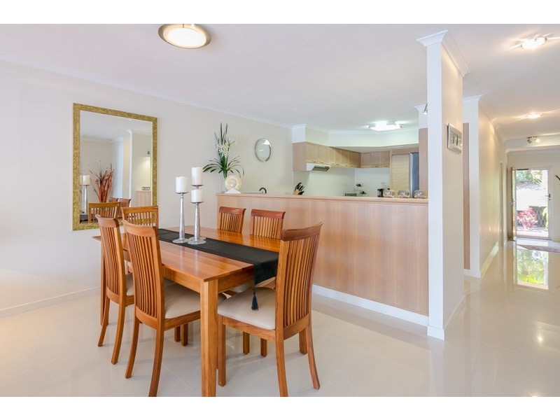 13/3 Marina Crescent, Hollywell QLD 4216