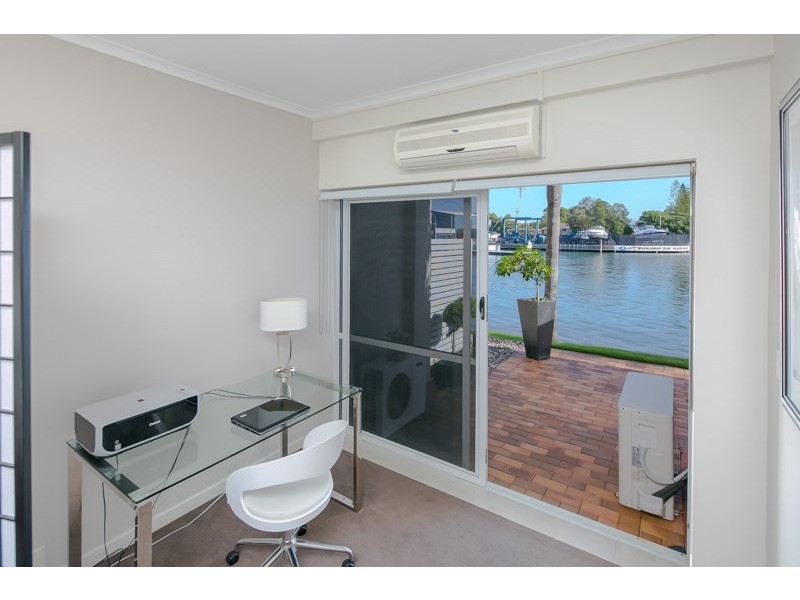 13/3 Marina Crescent, Hollywell QLD 4216