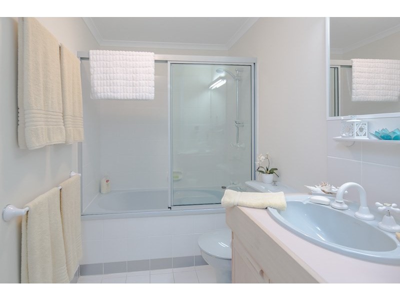 13/3 Marina Crescent, Hollywell QLD 4216