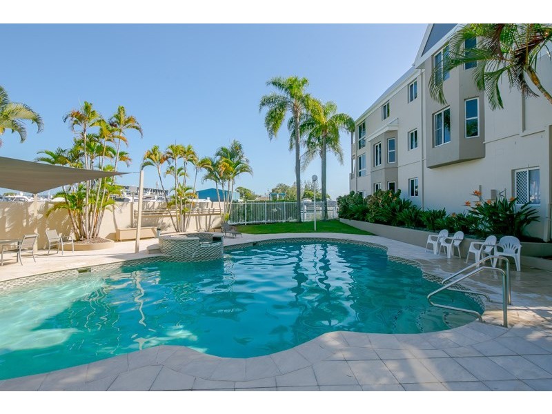 13/3 Marina Crescent, Hollywell QLD 4216