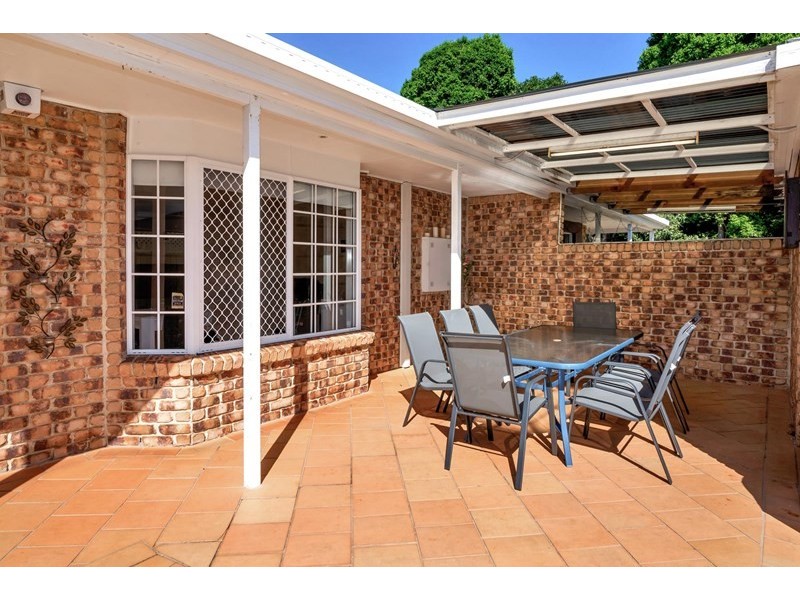 1/3 Kenny Drive, Labrador QLD 4215