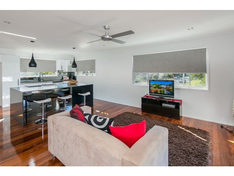 26 Morala Avenue, Runaway Bay QLD 4216