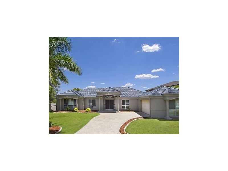 9 London Chase, Arundel QLD 4214